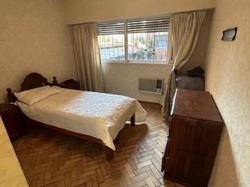 En venta departamento de categoria en Muñecas al 600 Barrio Norte