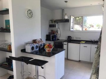 Casa en venta - 3 dormitorios 2 baños - 1300mts2 - Costa Esmeralda