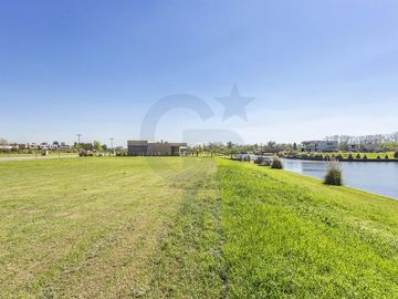 Terreno en  Venta Barrio Náutico Marinas H