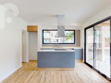 VENTA CASA 3 DORMITORIOS EN MIRALAGOS