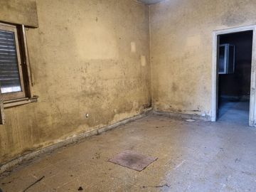 Venta Terreno con casa a reciclar - Ricardo Rojas- Tigre