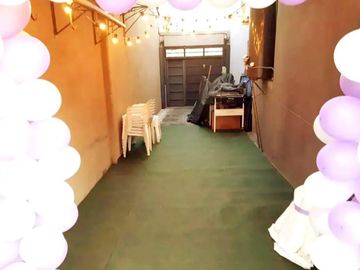 Casa en venta - 4 Dormitorios 4 Baños - Cochera - 310Mts2 - Morón