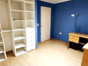 Casa en venta - 4 Dormitorios 4 Baños - Cochera - 310Mts2 - Morón