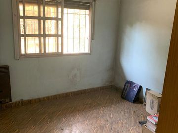 Venta Casa sobre lote de 10x40 en  Glew