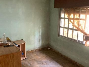 Venta Casa sobre lote de 10x40 en  Glew