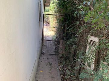 Venta Casa sobre lote de 10x40 en  Glew