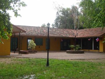 Hermosa Casa en Bo. Fincas d/Lago - Maschwitz - Escobar - Posibilidad de tomar prop.