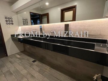 Venta Local   Edificio de 950mts en Congreso