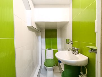 Se Vende Casa De 4 Pisos En Paseo Los Almendros, Cali- Valle Del Cauca