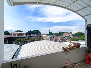 Se Vende Casa De 4 Pisos En Paseo Los Almendros, Cali- Valle Del Cauca