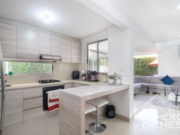 Venta Hermosa Casa En La Morada