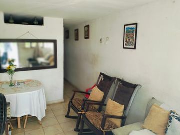 VENDO CASA BARRIO LA VICTORIA