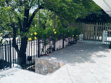VENDO CASA BARRIO LA VICTORIA
