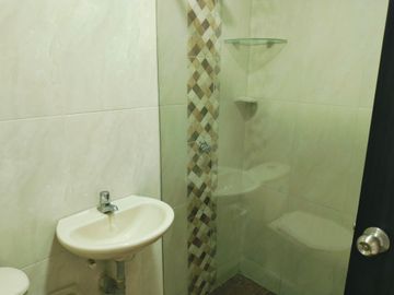 VENDO CASA BARRIO LA VICTORIA