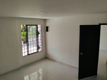 VENDO CASA BARRIO LA VICTORIA