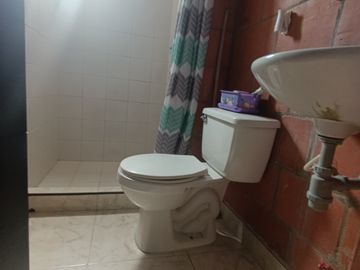Vendo Apartamento En El Barrio Altos De Santa Elena
