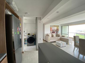 Vendo Apartamento Moderno E Iluminado, Piso 7, Conjunto Residencial Palmares De Verde Alfaguara Etapa 2 En Jamundí