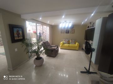 VENDO O ARRIENDO CASA CONJUNTO LA CASTELLANA REAL