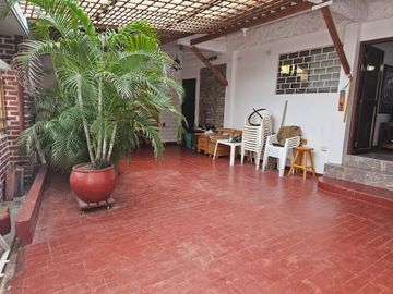 Se-vende-casa-en-conjunto-residencial-3-habitaciones-más-estudio-barrio--andalucia-barranquilla
