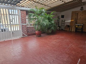Se-vende-casa-en-conjunto-residencial-3-habitaciones-más-estudio-barrio--andalucia-barranquilla