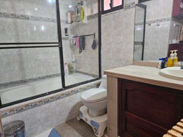 Se-vende-casa-en-conjunto-residencial-3-habitaciones-más-estudio-barrio--andalucia-barranquilla