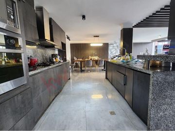 En Venta Casa De Lujo En Santa Mónica, Cali