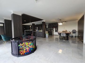 En Venta Casa De Lujo En Santa Mónica, Cali