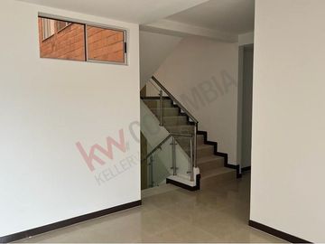 VENDO CASA REMODELADA EN CONJUNTO PANCE CALI