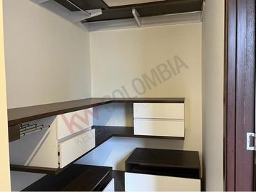 VENDO CASA REMODELADA EN CONJUNTO PANCE CALI