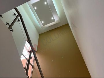 VENDO CASA REMODELADA EN CONJUNTO PANCE CALI