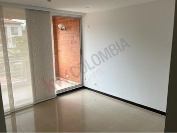 VENDO CASA REMODELADA EN CONJUNTO PANCE CALI