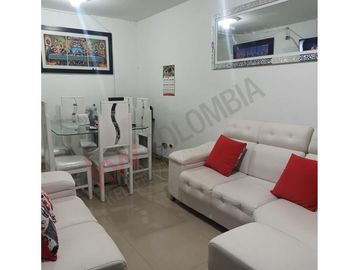 SE VENDE CASA DE 3 PISOS EN LA NUEVA BASE, CALI-10113