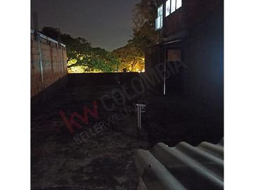 SE VENDE CASA DE 3 PISOS EN LA NUEVA BASE, CALI-10113