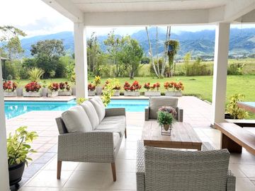 Venta Finca Lago Calima Amoblada Condominio Las Vegas Valle Del Cauca