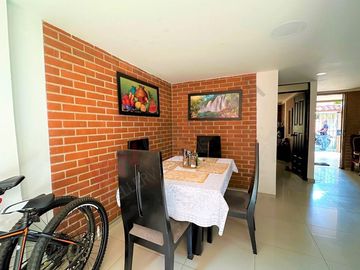 SE VENDE CASA EN EL CANEY, SUR DE CALI, SECTOR DE ALTA VALORIZACION