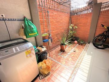 SE VENDE CASA EN EL CANEY, SUR DE CALI, SECTOR DE ALTA VALORIZACION