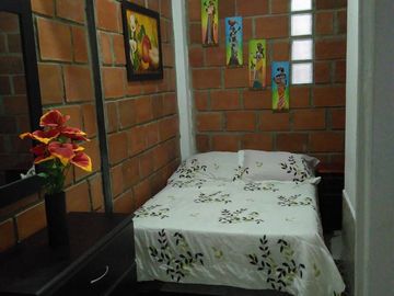 Casa Comercial En Alquiler Barrio San Fernando
