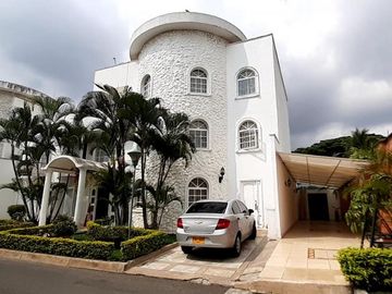 Casa En Condominio En Venta Al Sur De Cali Barrio Prados Del Limonar