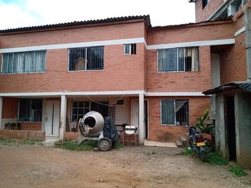 VENTA DE LOTE EN Meléndez