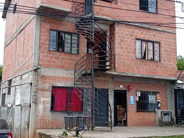 VENTA DE LOTE EN Meléndez