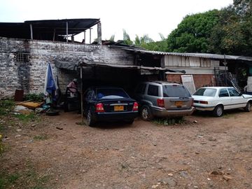 VENTA DE LOTE EN Meléndez