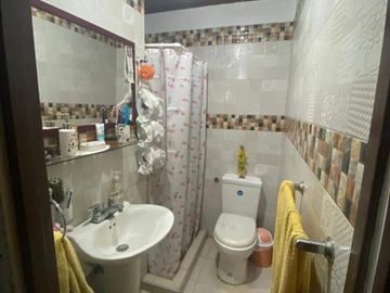 Venta Casa Peatonal Barrio Las Ceibas