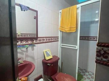 Venta Casa Peatonal Barrio Las Ceibas