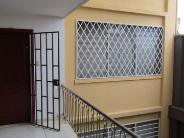 Venta De 2 Apartamentos En Granada