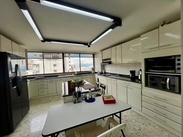 Venta De Apartamento En El Oeste De Cali Con Vista Panorámica