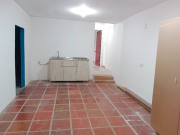 VENDO CASA CON APTO, LA VICTORIA - BARRANQUILLA
