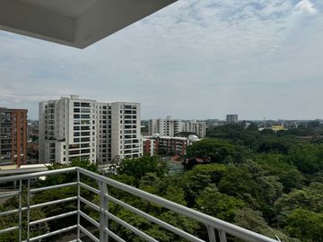 Apartamento En Venta La Flora 10 Piso Excelente Vista