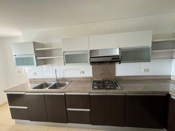 Apartamento En Venta La Flora 10 Piso Excelente Vista