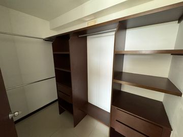 Apartamento En Venta La Flora 10 Piso Excelente Vista