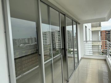 Apartamento En Venta La Flora 10 Piso Excelente Vista